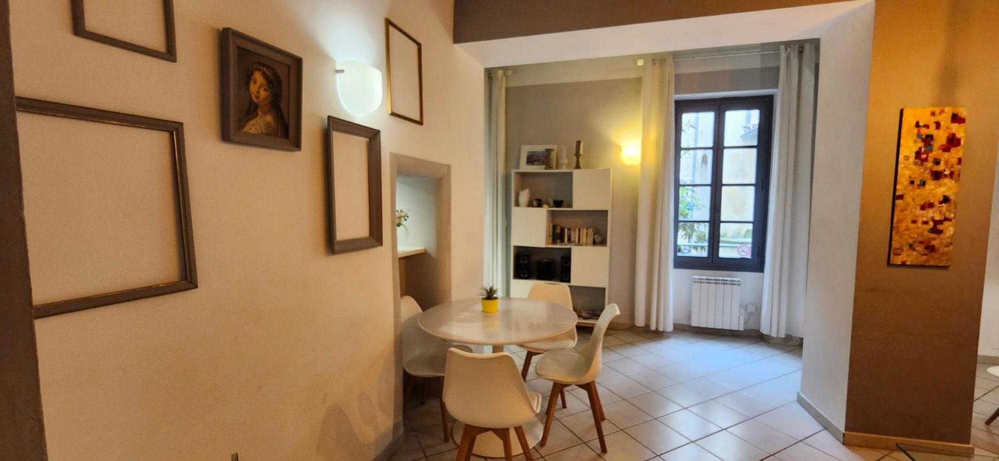 Appartement Le Barrème à Arles Extérieur photo
